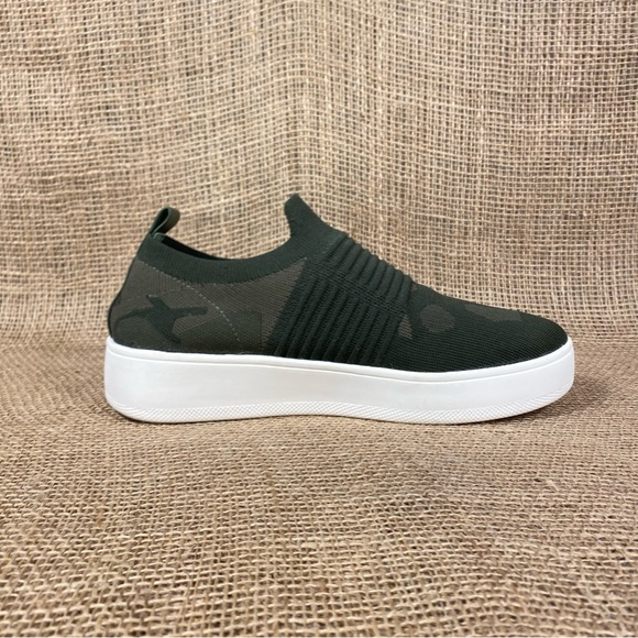 Steve Madden Loafers Sneakers Camo Slip On Platform shoes Size 8.5 M - Picture 4 of 10